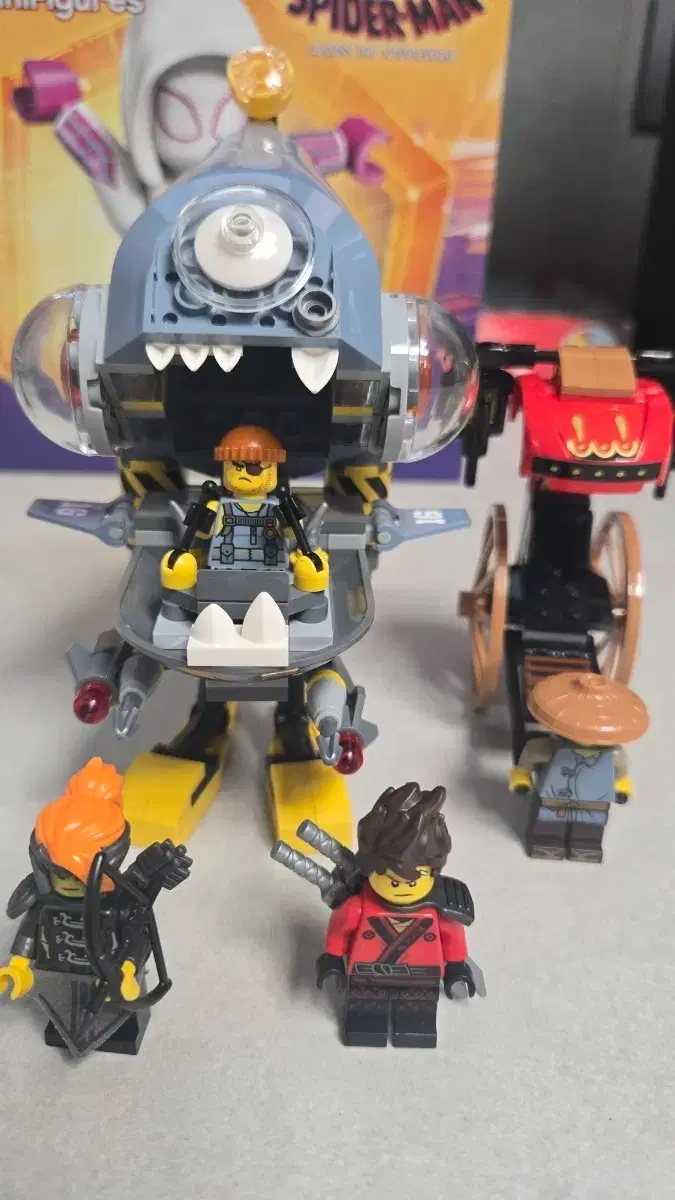 thumbnail-0